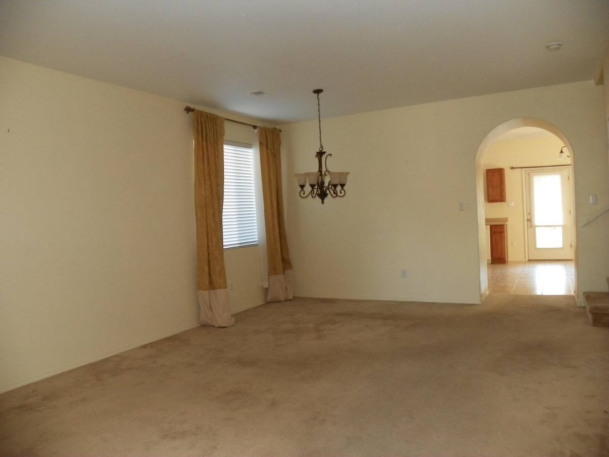 House for rent at 532 Soothing Meadows Dr, Rio Rancho, NM 87144