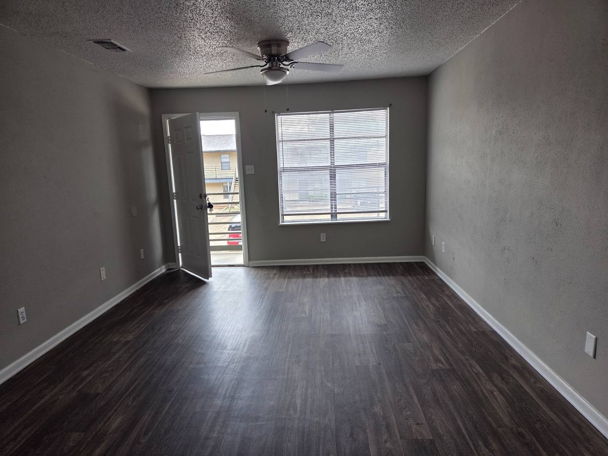Apartment for rent at 3033 Tx-22, Corsicana, TX 75110