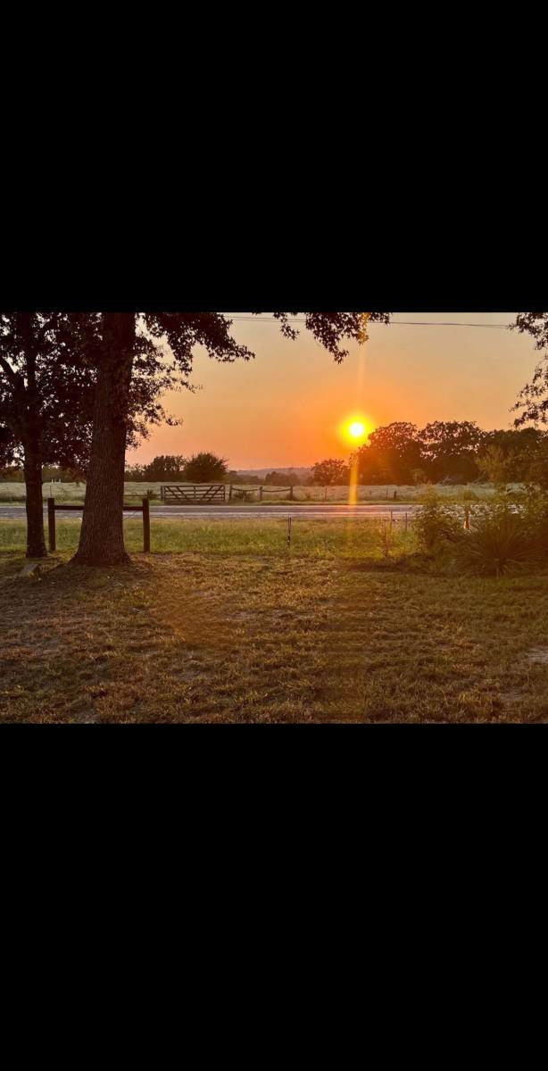 House for rent at 3410 Co Rd #4610, Athens, TX 75752