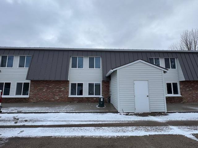 Apartment for rent at 916 W 5th St #A, Rock Falls, IL 61071