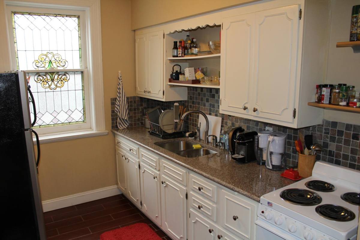 Apartment for rent at 5825 Bartlett St, Pittsburgh, PA 15217