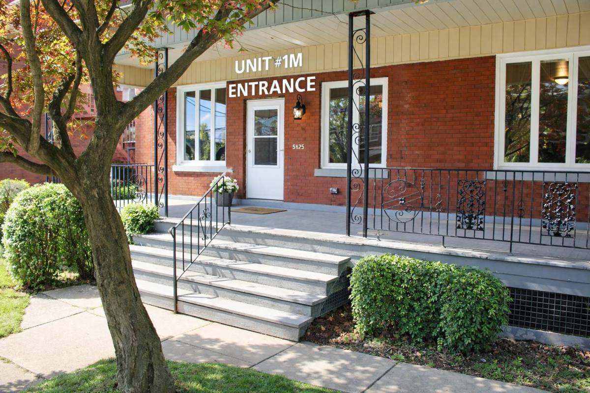Apartment for rent at 5825 Bartlett St, Pittsburgh, PA 15217