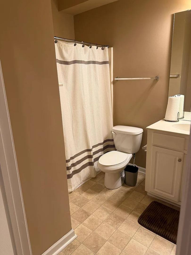 Apartment for rent at Belle Vista, 14921 Santa Lucia Dr, Charlotte, NC 28277