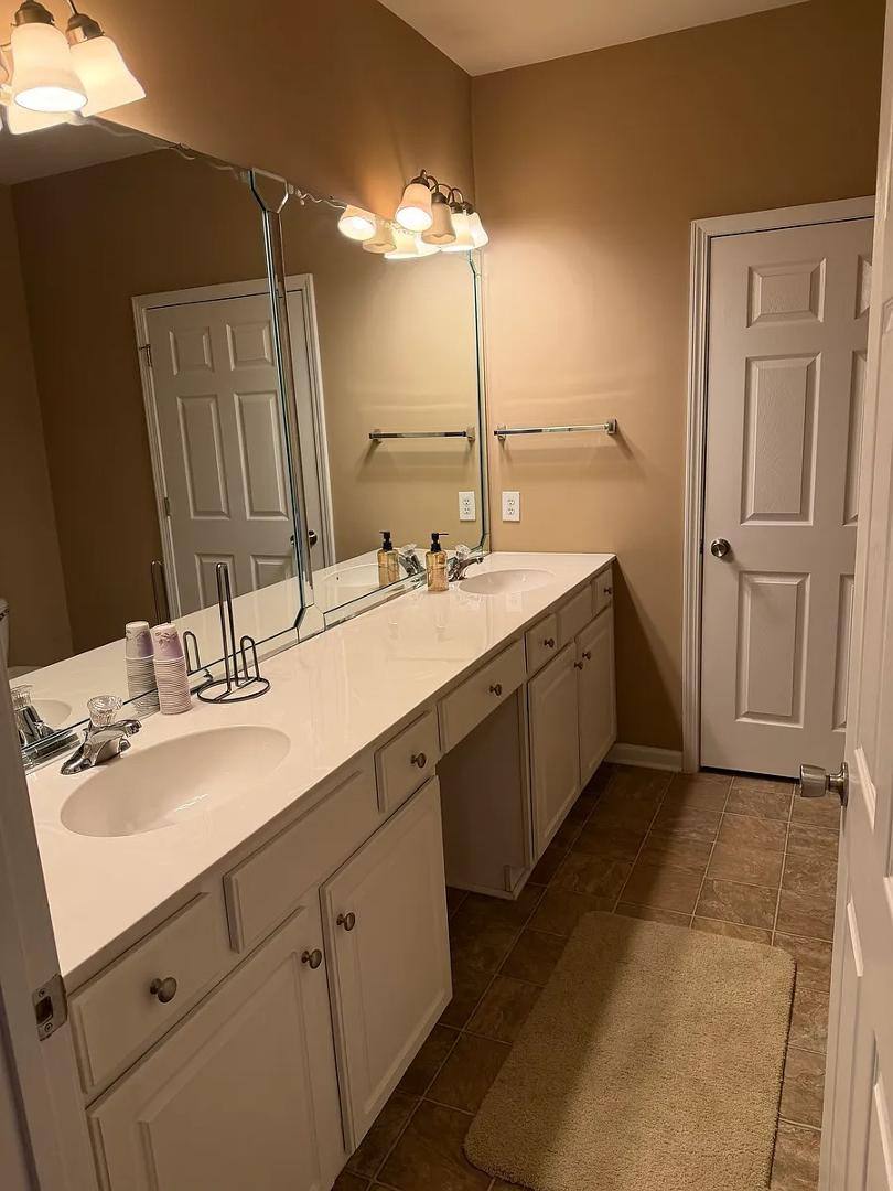 Apartment for rent at Belle Vista, 14921 Santa Lucia Dr, Charlotte, NC 28277