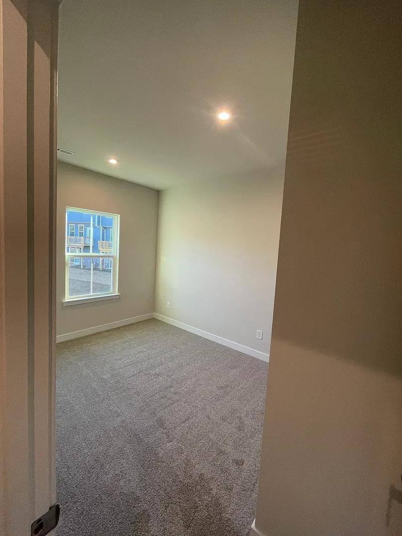 Townhouse for rent at 4125 Auburn Oak Lane, Charlotte, NC 28208