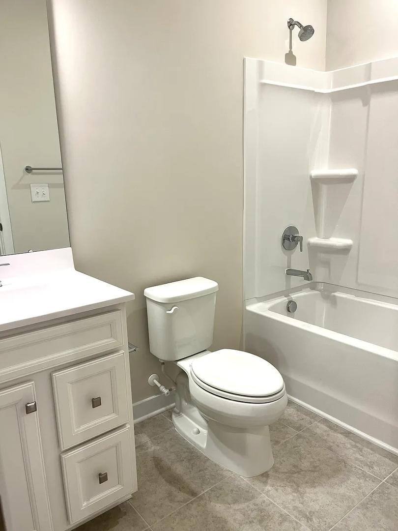 Townhouse for rent at 4125 Auburn Oak Lane, Charlotte, NC 28208