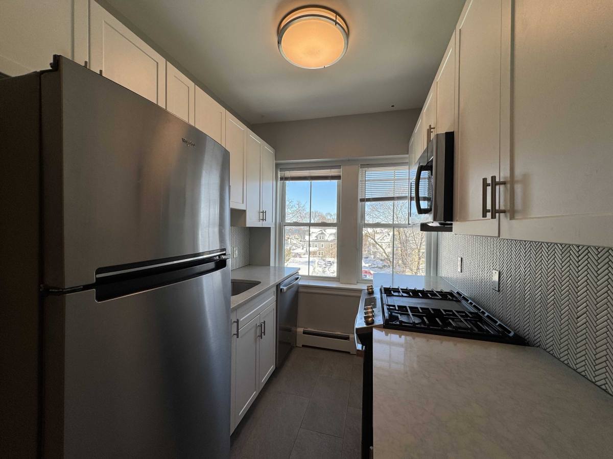 Apartment for rent at 233 Lafayette St #5, Salem, MA 01970