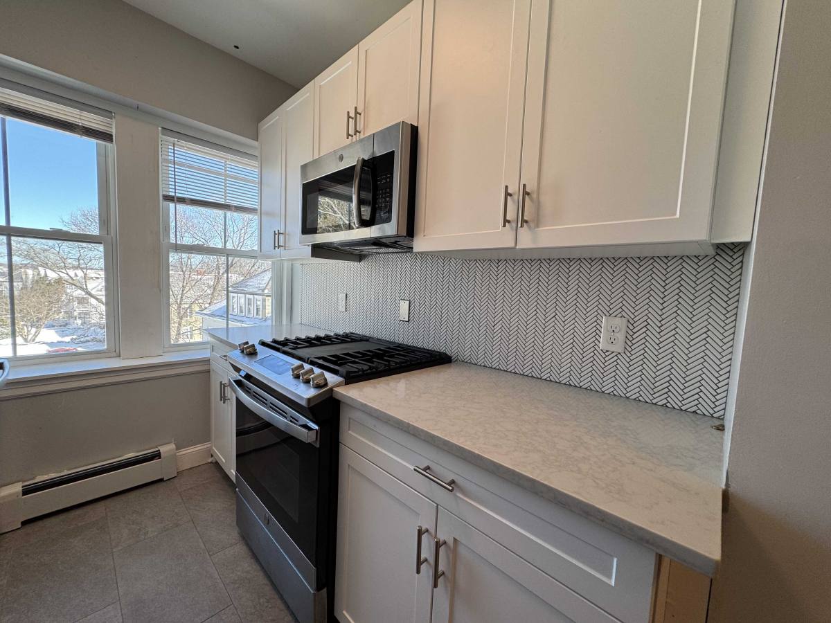 Apartment for rent at 233 Lafayette St #5, Salem, MA 01970