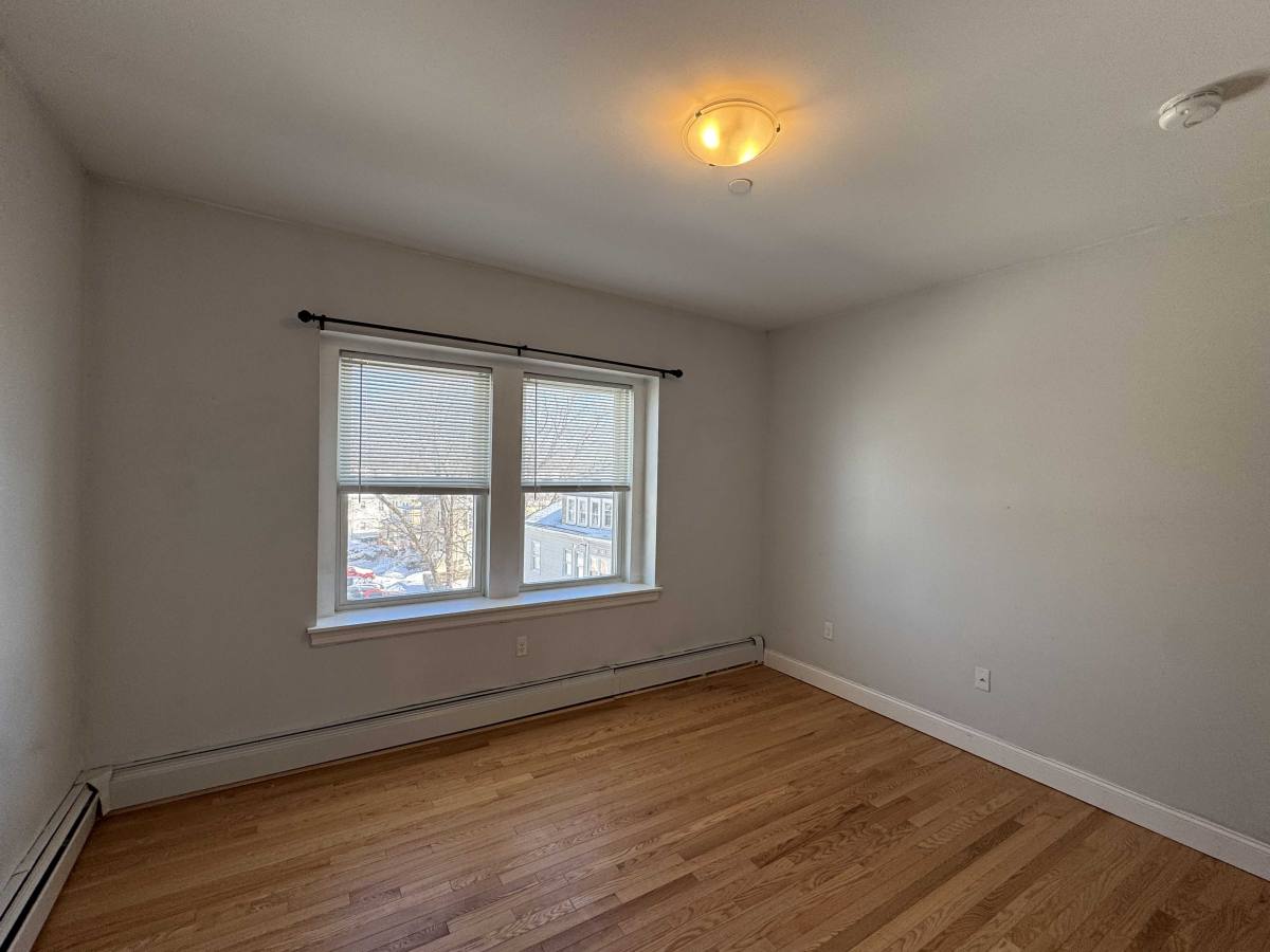 Apartment for rent at 233 Lafayette St #5, Salem, MA 01970