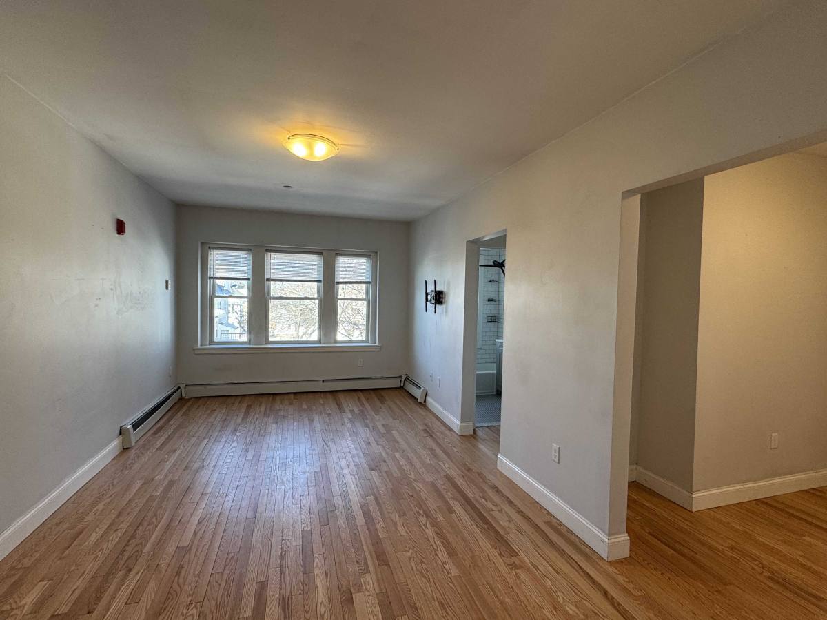 Apartment for rent at 233 Lafayette St #5, Salem, MA 01970