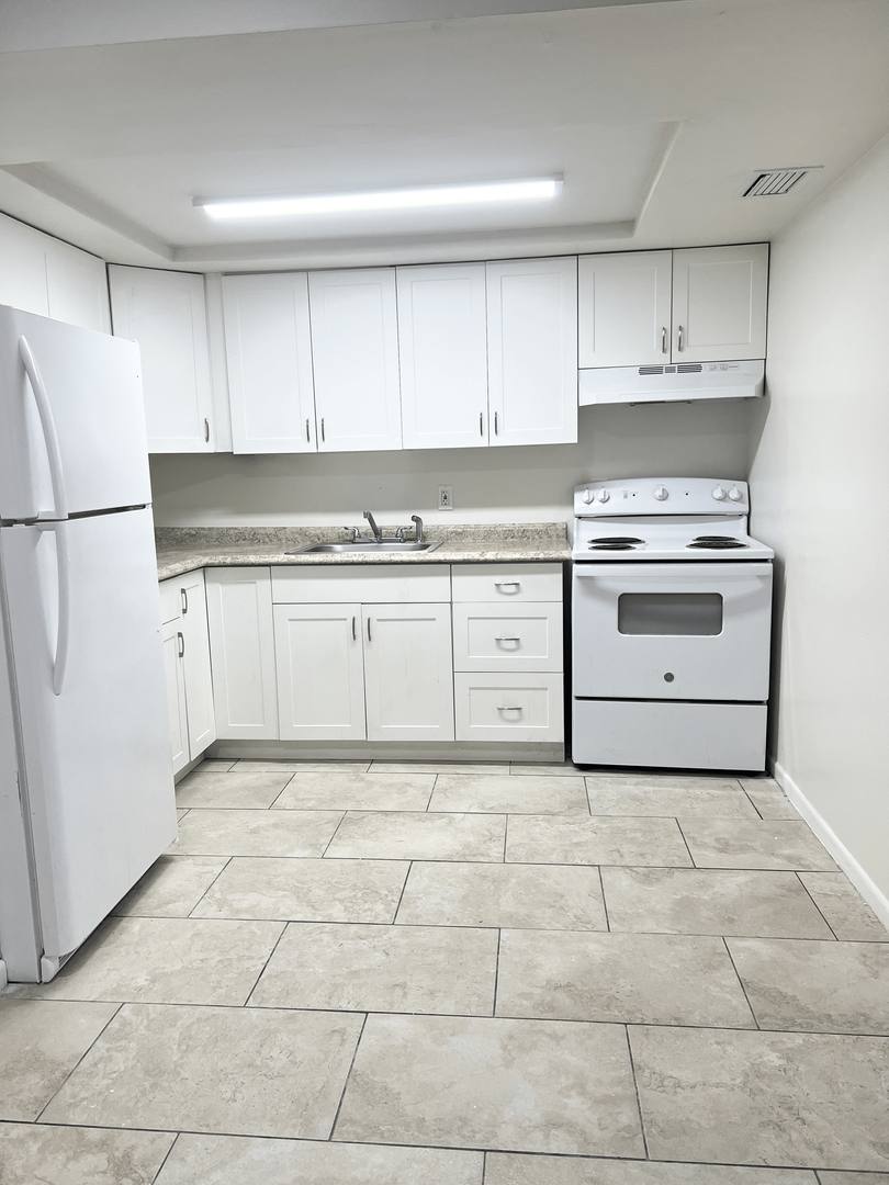 Apartment for rent at 1913 N Haverhill Rd #7, West Palm Beach, FL 33417