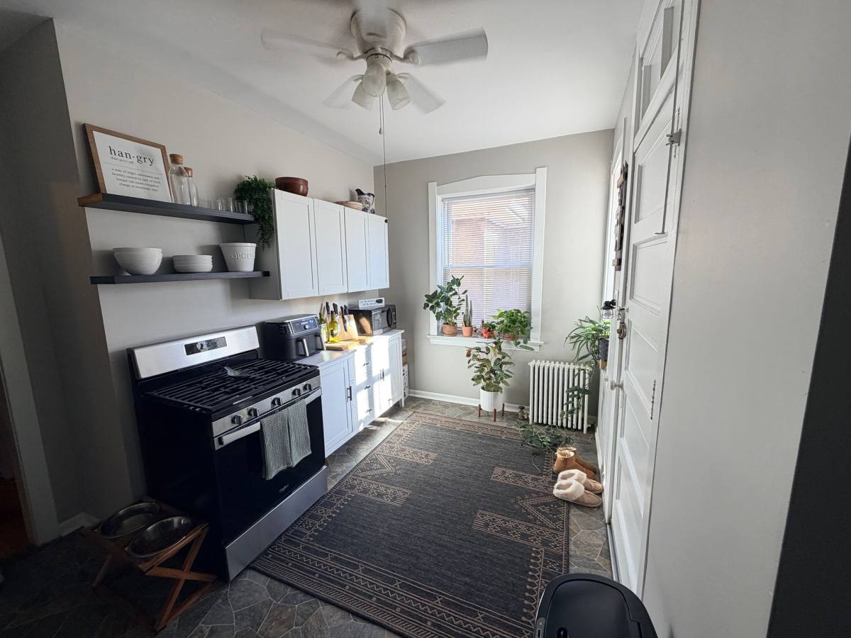 Apartment for rent at 4255-57 N Lockwood Ave, Chicago, IL 60641