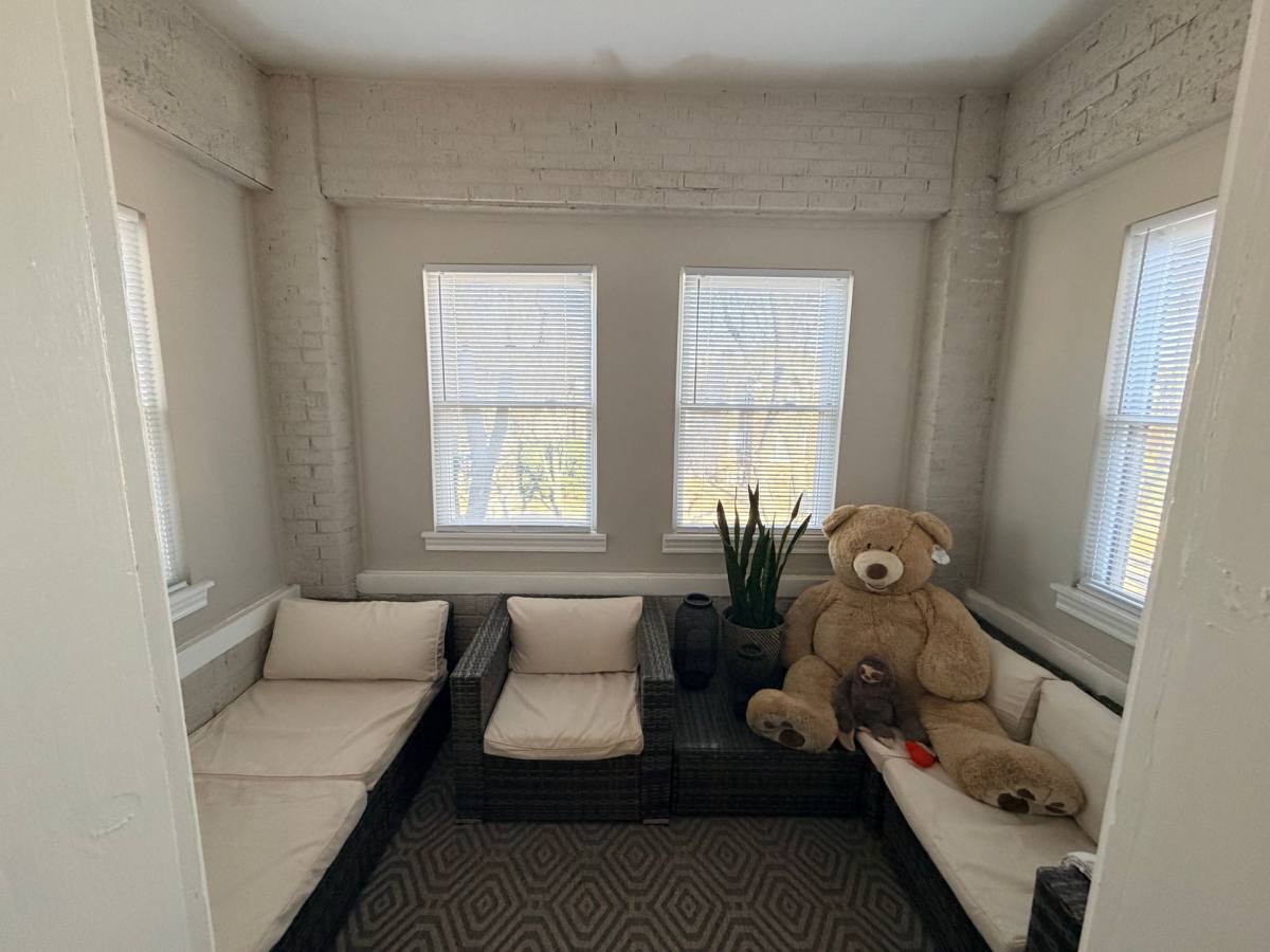 Apartment for rent at 4255-57 N Lockwood Ave, Chicago, IL 60641