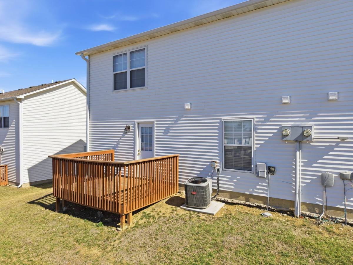 Apartment for rent at 3509-3511 La Mesa Dr, Columbia, MO 65201