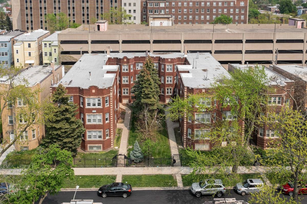 Apartment for rent at 1117 N Lawler Ave, Chicago, IL 60651