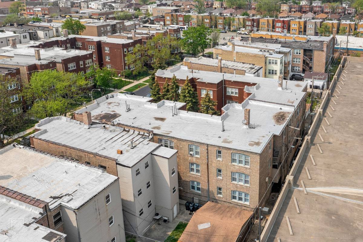 Apartment for rent at 1117 N Lawler Ave, Chicago, IL 60651