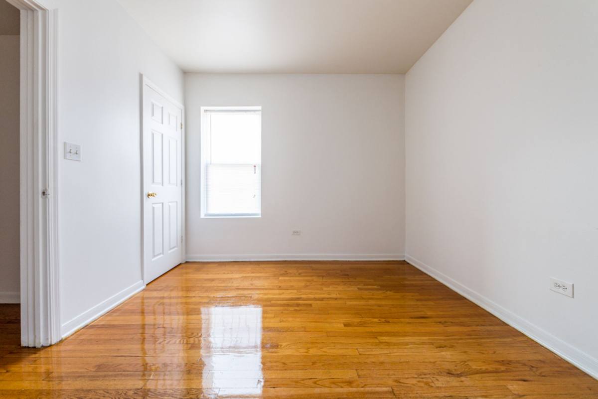 Apartment for rent at 8514 S Crandon, Chicago, IL 60617