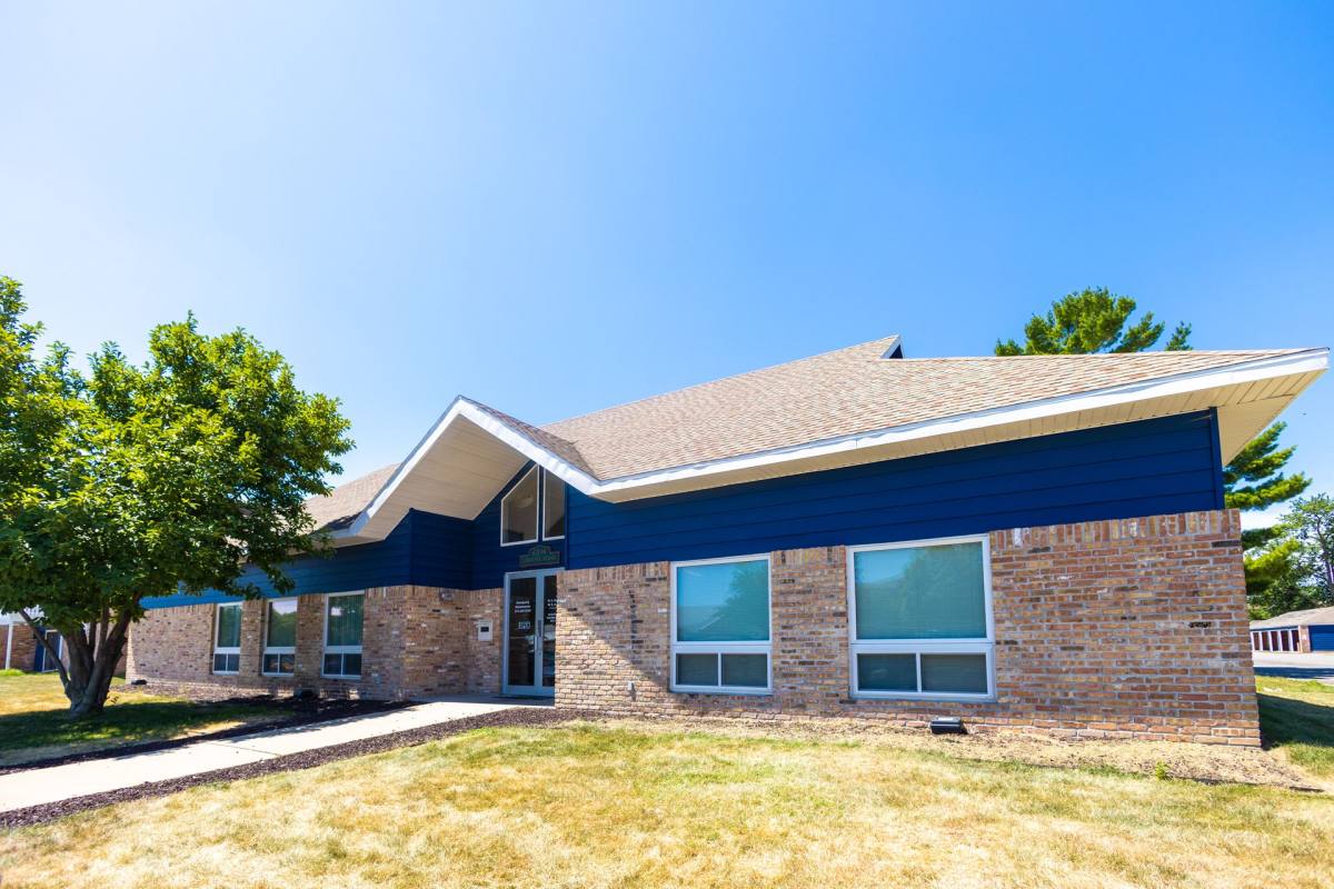 Apartment for rent at 6514 Chaffee Rd, Des Moines, IA 50315
