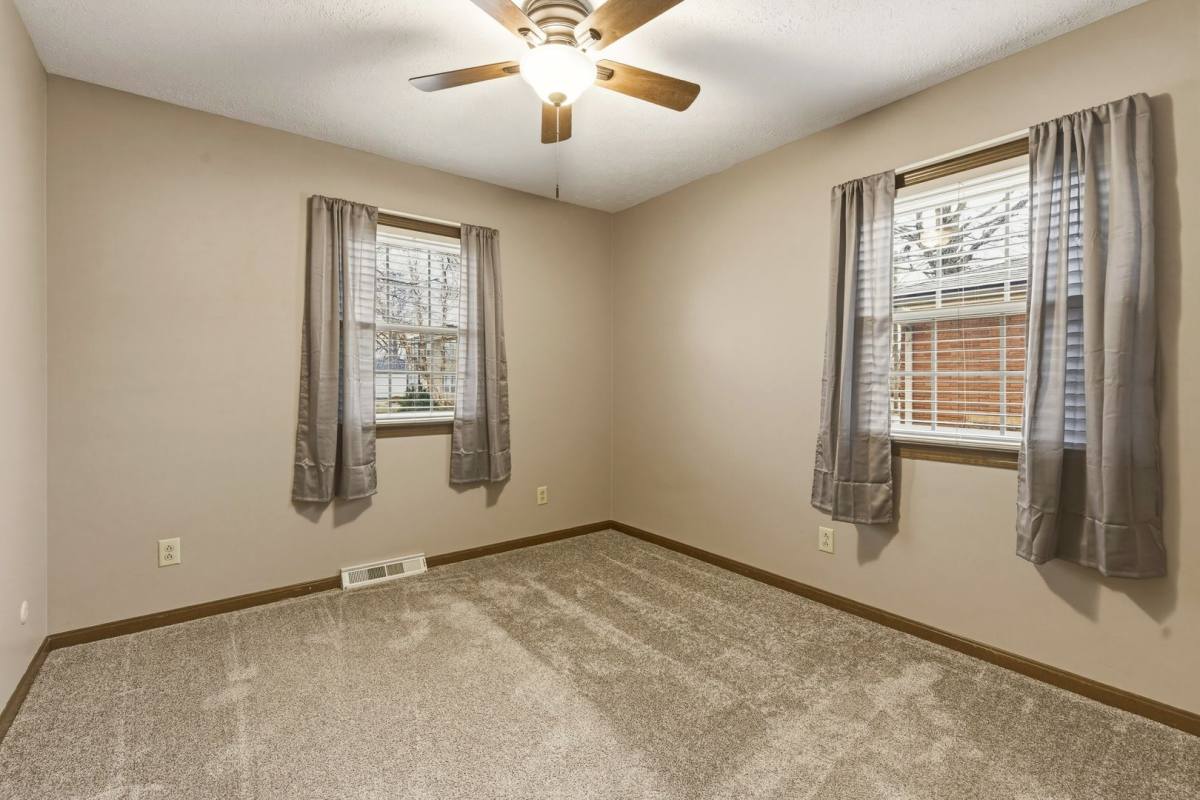 House for rent at 3133 Murr Lane, New Albany, IN 47150