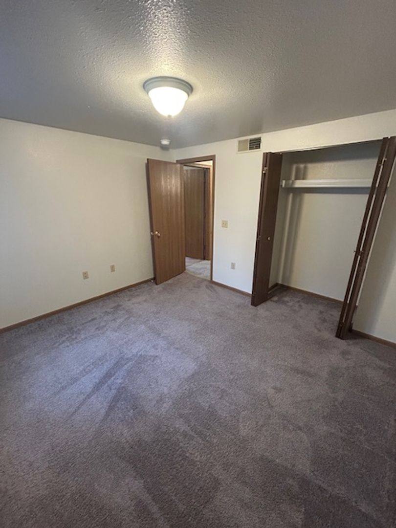Apartment for rent at 2209 Spansail Dr #39, Niles, MI 49120