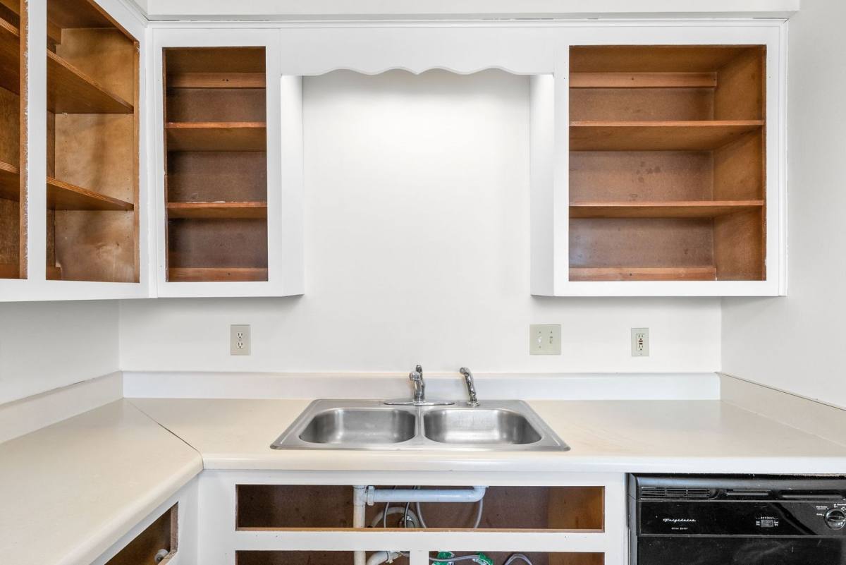 Apartment for rent at 1500 W Knollwood Circle, Clarksville, TN 37043