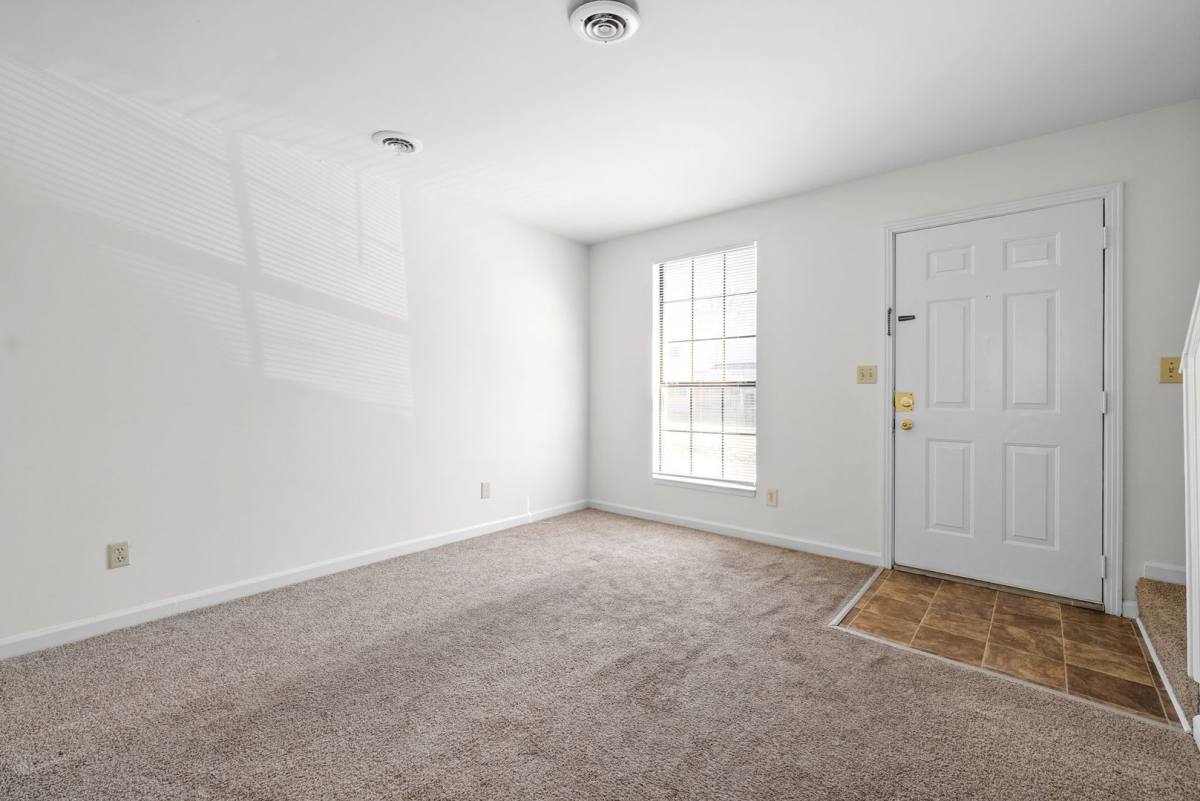 Apartment for rent at 1500 W Knollwood Circle, Clarksville, TN 37043
