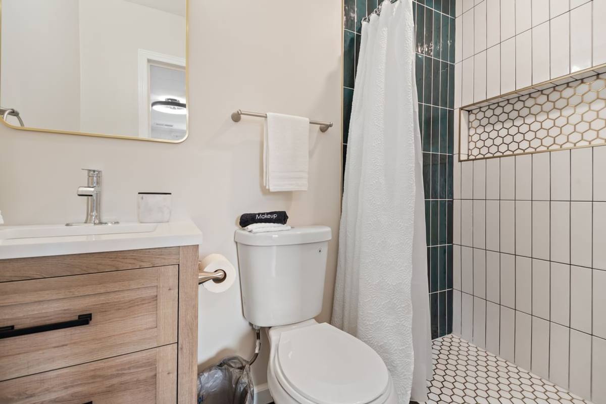 House for rent at 1301 E 67th St, Savannah, GA 31404