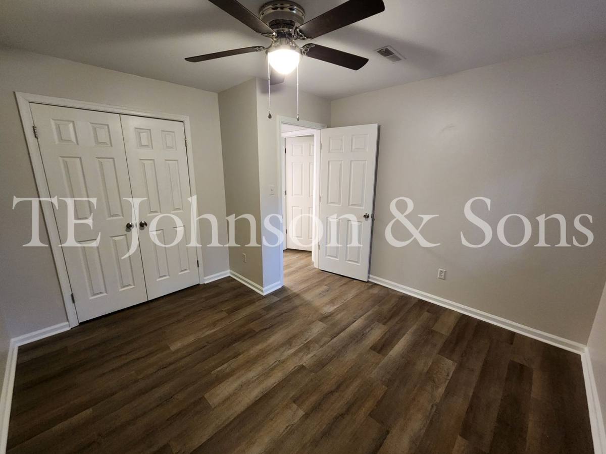 Apartment for rent at 2571 Green Oaks Court #B, Winston Salem, NC 27107