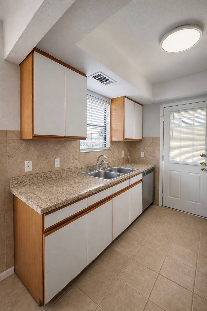 House for rent at 333 Rawhide Loop, Round Rock, TX 78681