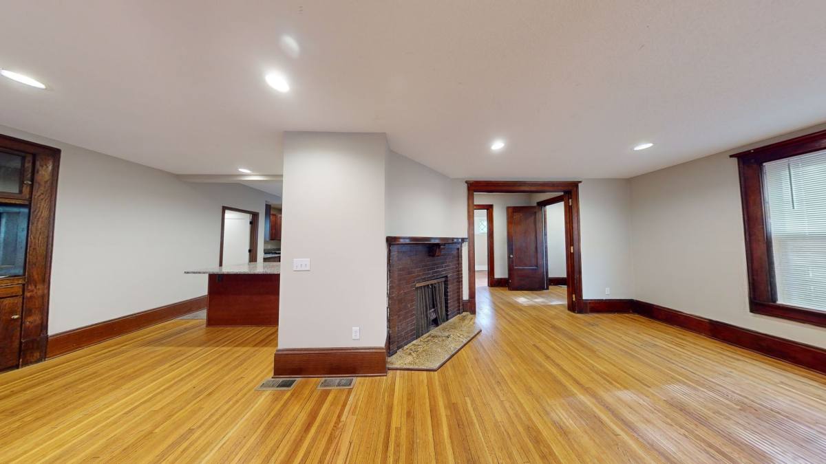 House for rent at 307 5th Ave SE, Minneapolis, MN 55414