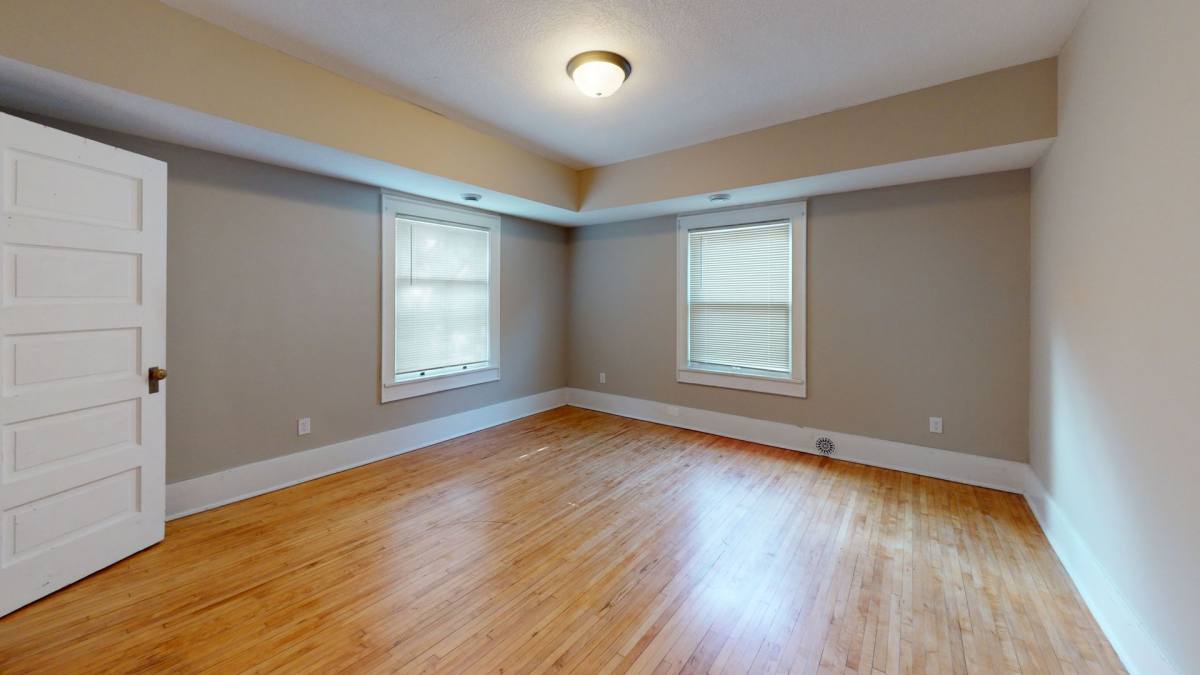 House for rent at 307 5th Ave SE, Minneapolis, MN 55414