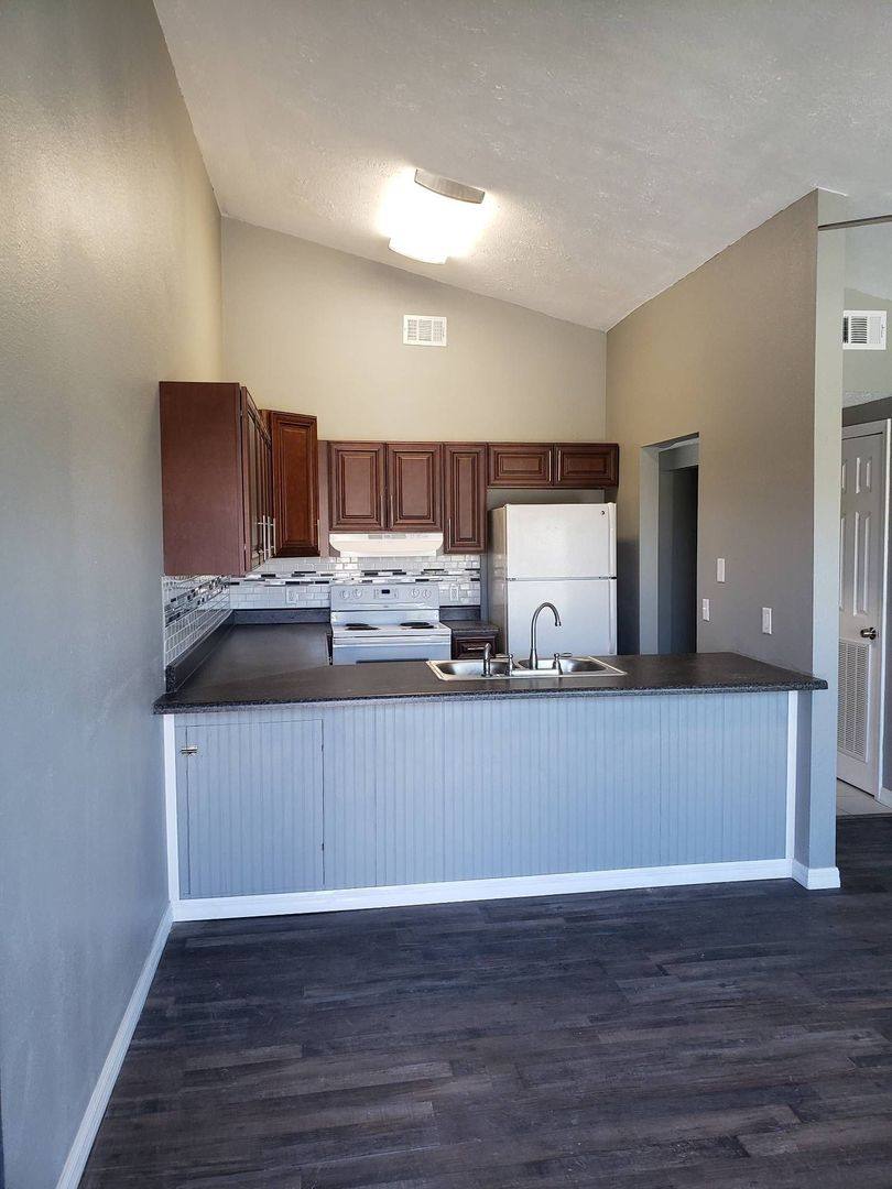 Townhouse for rent at 407 Viola Ave, Panama City, FL 32404