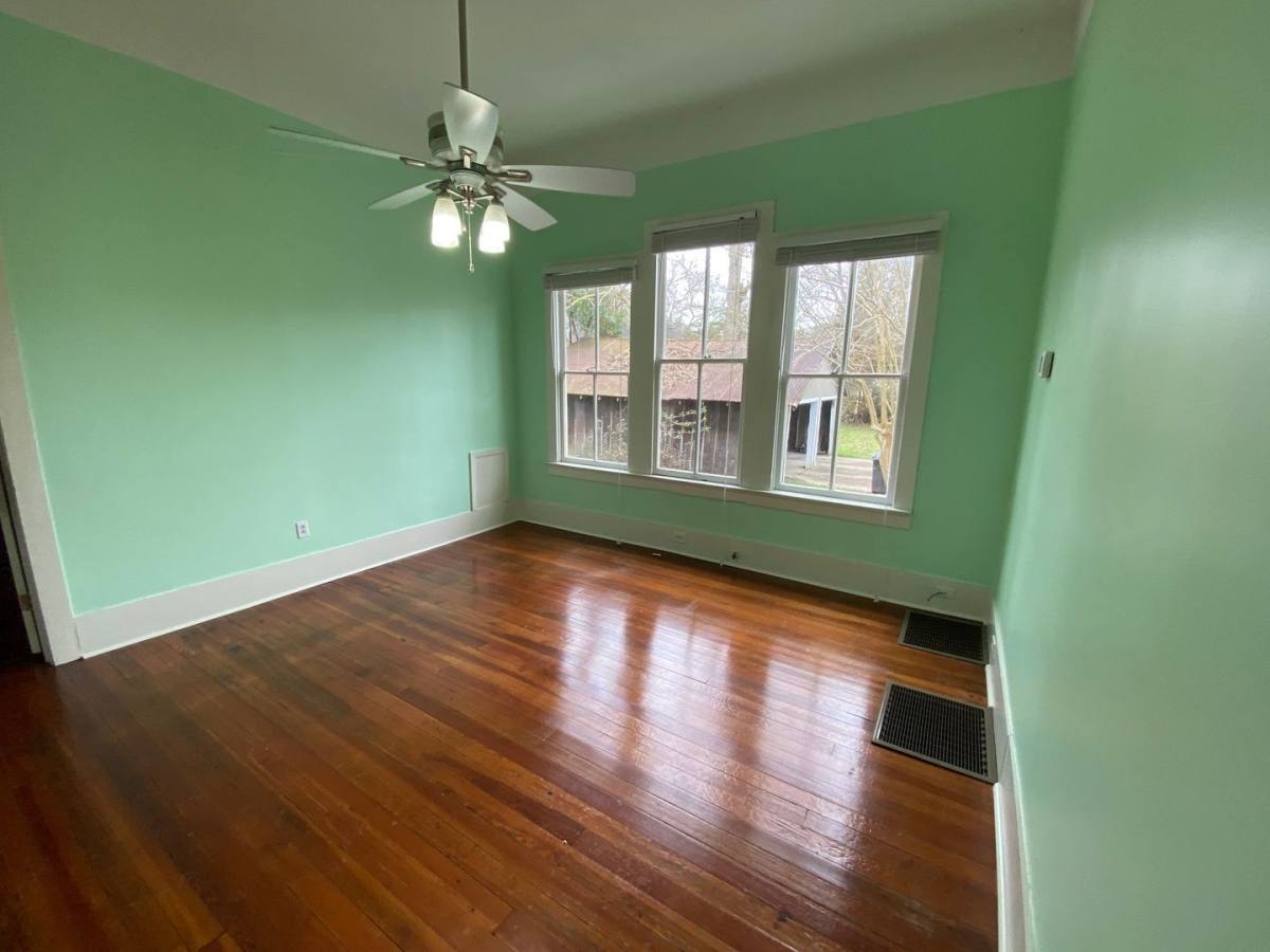 Apartment for rent at 215 Versailles Blvd, Lafayette, LA 70501