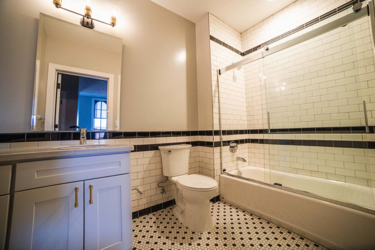 Apartment for rent at 22 N Park Row, Erie, PA 16501