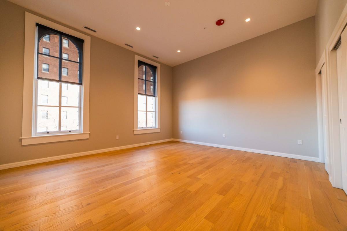 Apartment for rent at 22 N Park Row, Erie, PA 16501