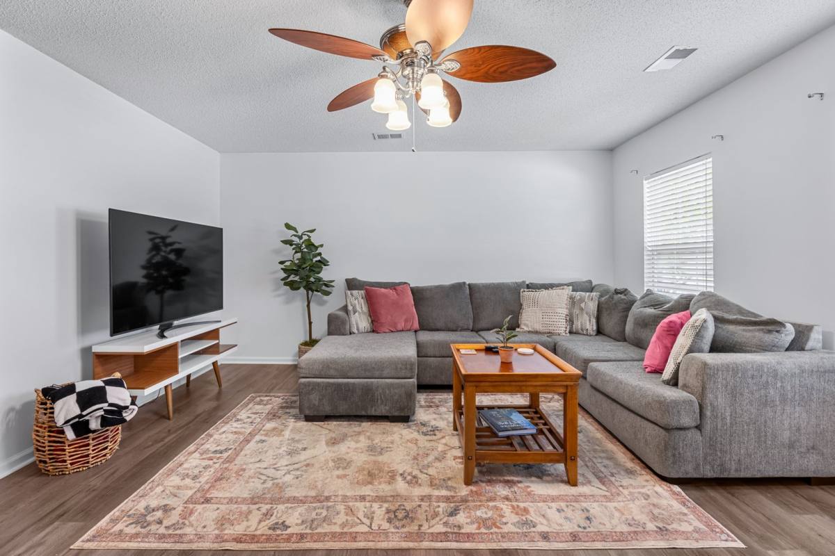 House for rent at 231 Tigers Paw Dr, Pooler, GA 31322