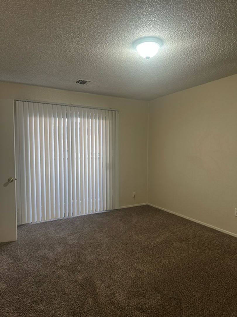 Apartment for rent at 3461 S Chester Ave, Bakersfield, CA 93304