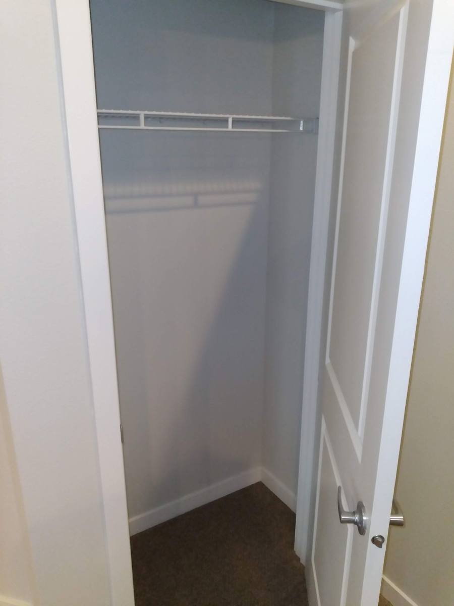 Townhouse for rent at 1607 NW Davis St, Portland, OR 97209