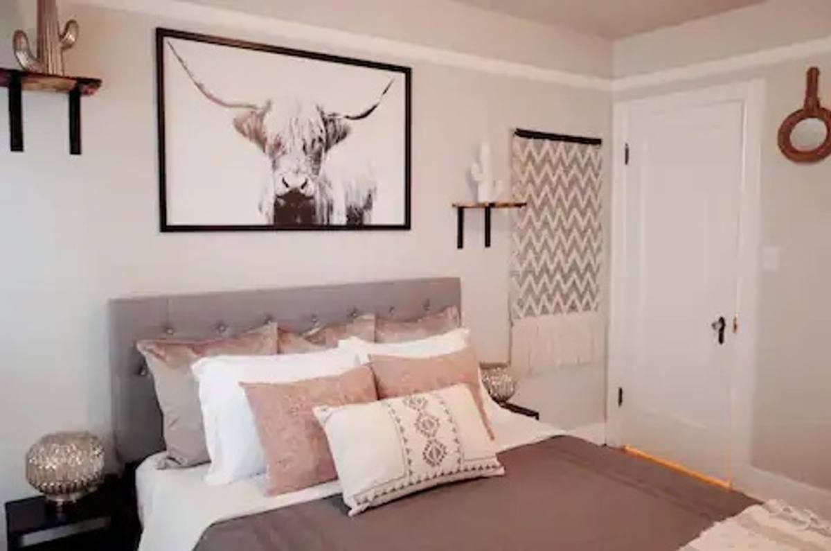 Apartment for rent at 308 Melrose Ave E, Seattle, WA 98102