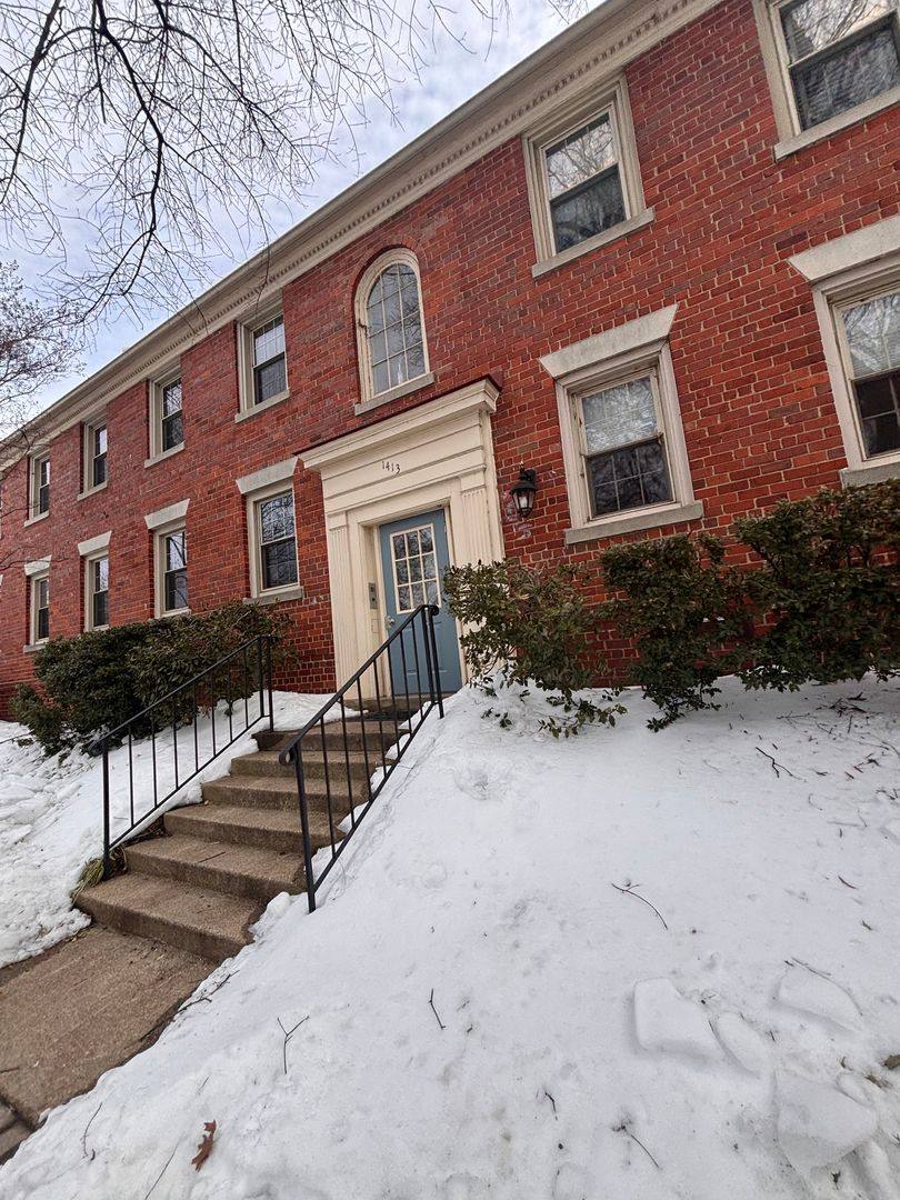 1413 Abingdon Dr, Alexandria, VA 22314 - Condo For Rent - Image 1