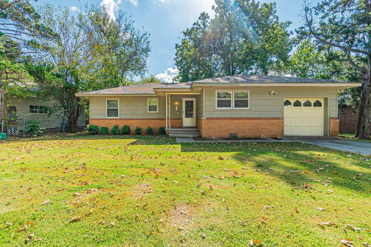 House for rent at 1510 Huntington Way, Norman, OK 73069