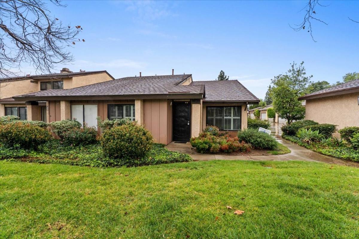 Condo for rent at 20048 Chase St, Winnetka, CA 91306