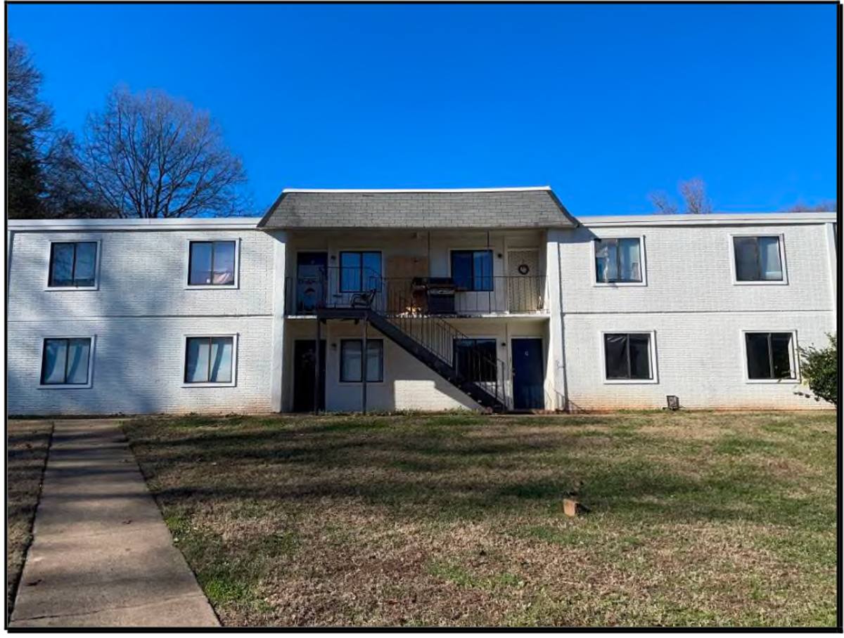Apartment for rent at 903 Lynn St, Charlotte, NC 28208