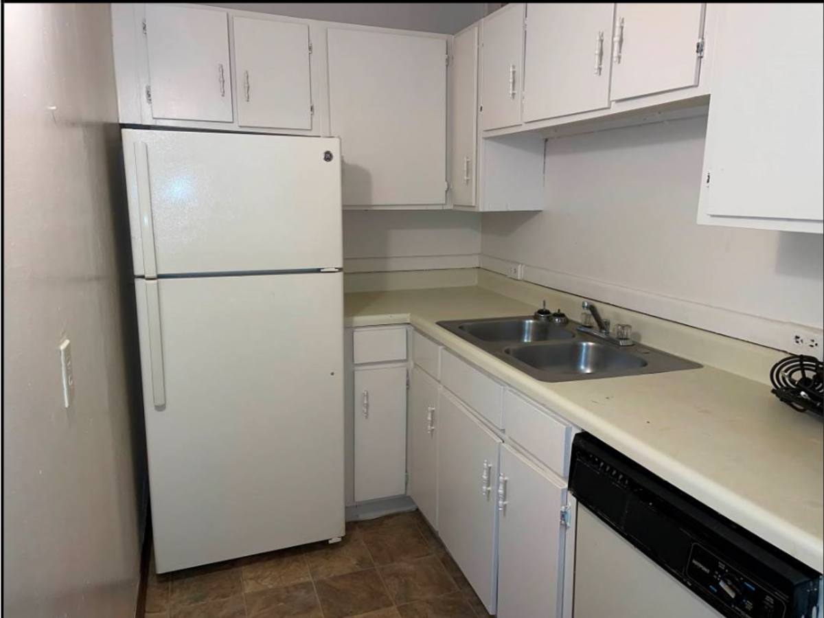Apartment for rent at 903 Lynn St, Charlotte, NC 28208