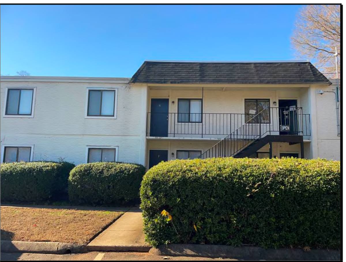 Apartment for rent at 903 Lynn St, Charlotte, NC 28208