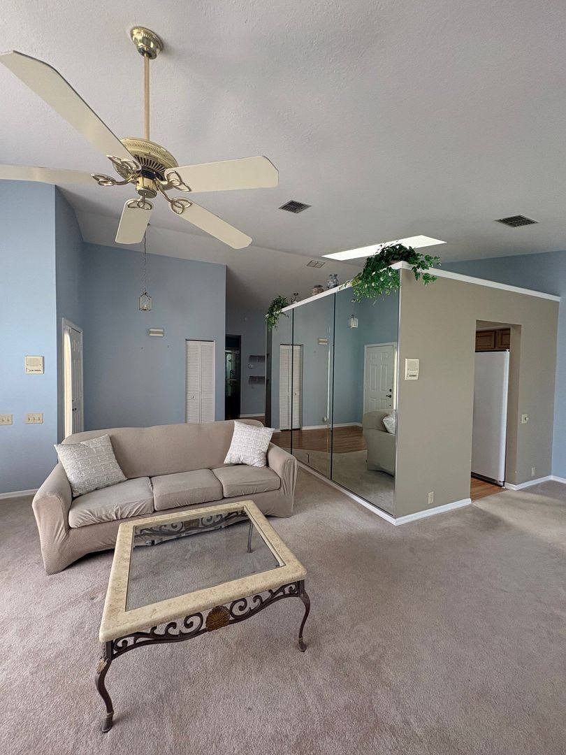 House for rent at 8439 Pavilion Dr, Hudson, FL 34667