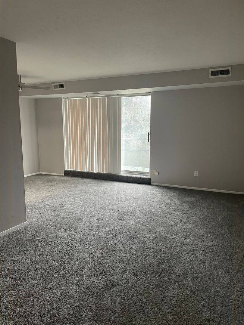 Apartment for rent at 22140 Euclid Ave, Euclid, OH 44117