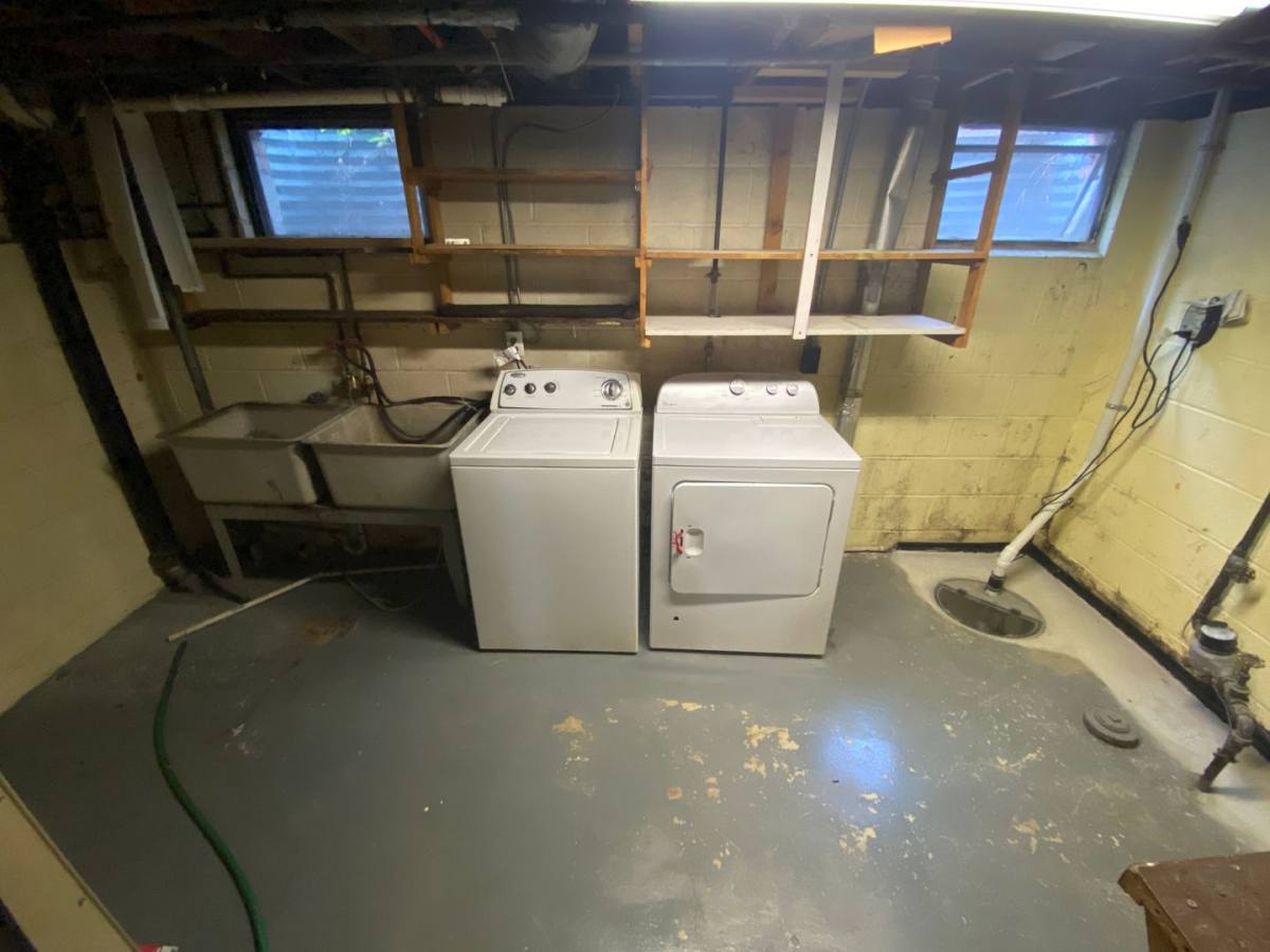 Apartment for rent at 2101-2109 W 90th St, Minneapolis, MN 55431