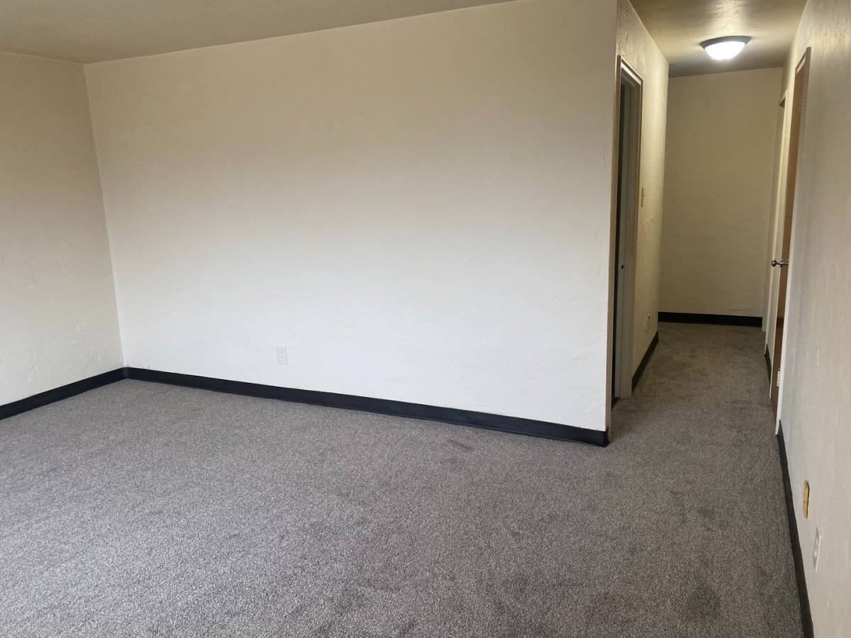 Apartment for rent at 1661 Skyline Dr, Pittsburgh, PA 15227