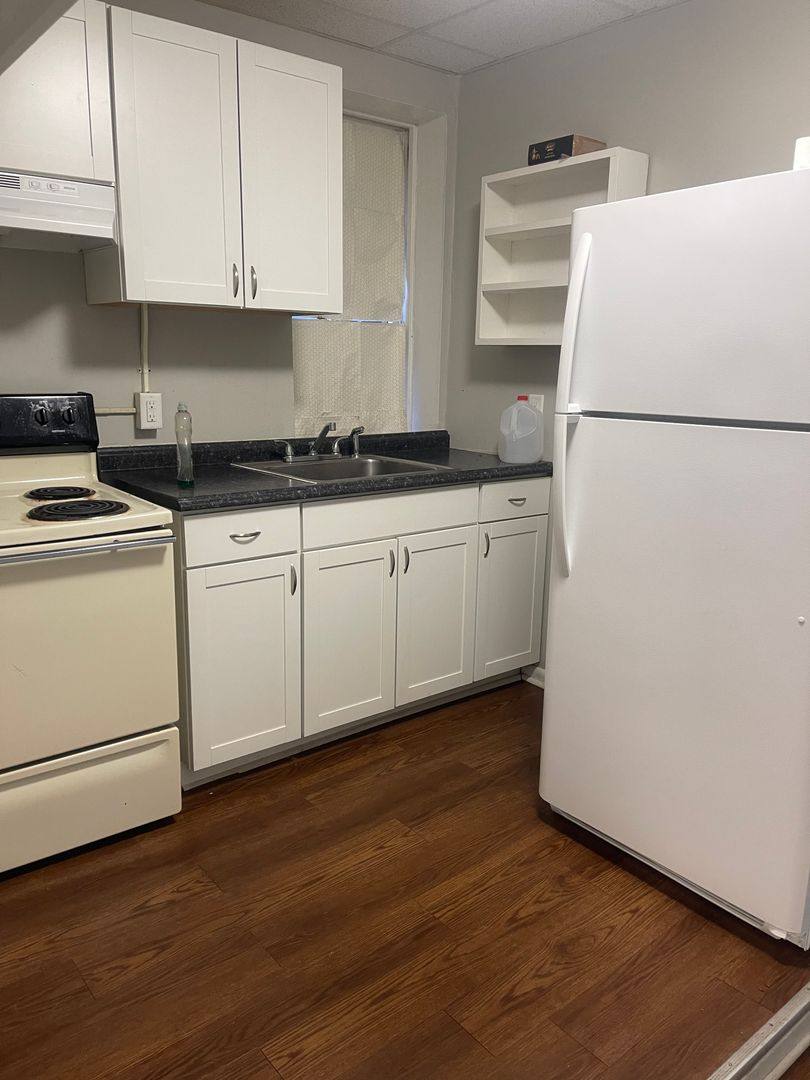 Apartment for rent at 29 N E St, Carlisle, PA 17013